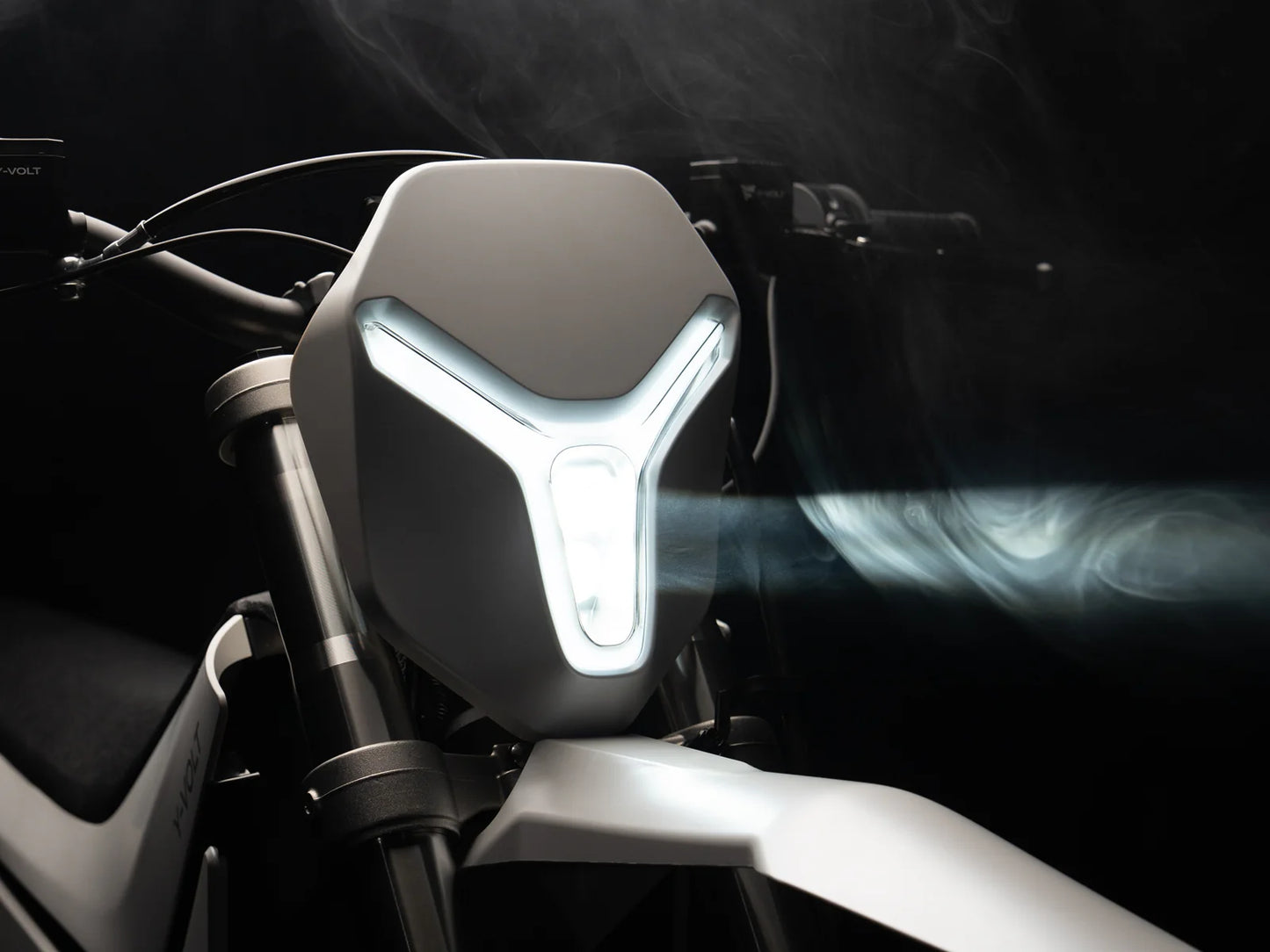 Y-VOLT Surge V Electric Motorcycle – 35KW Peak 97.2V 68 MPH