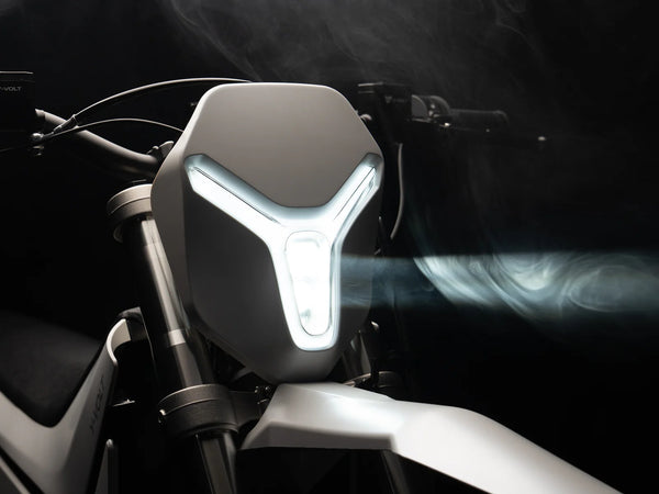 Y-VOLT Surge V Electric Motorcycle – 35KW Peak 97.2V 68 MPH