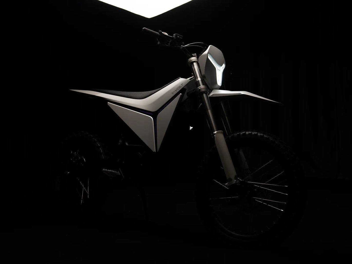Y-VOLT Surge V Electric Motorcycle – 35KW Peak 97.2V 68 MPH